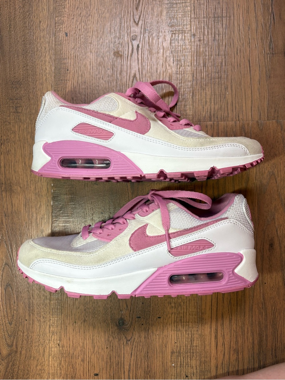 Nike Women’s Pink Air Max 90